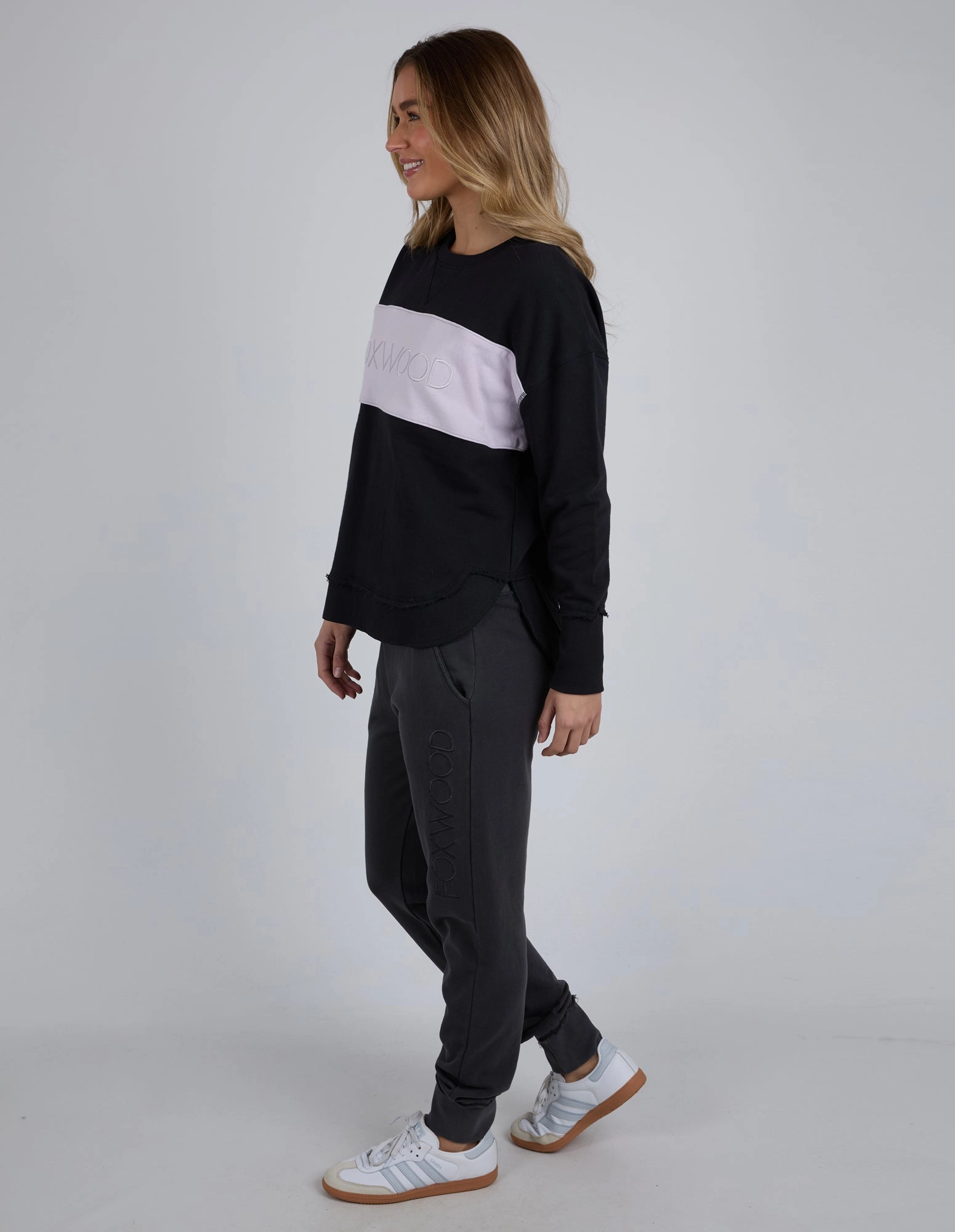 Foxwood Simplified Tonal Crew Coal