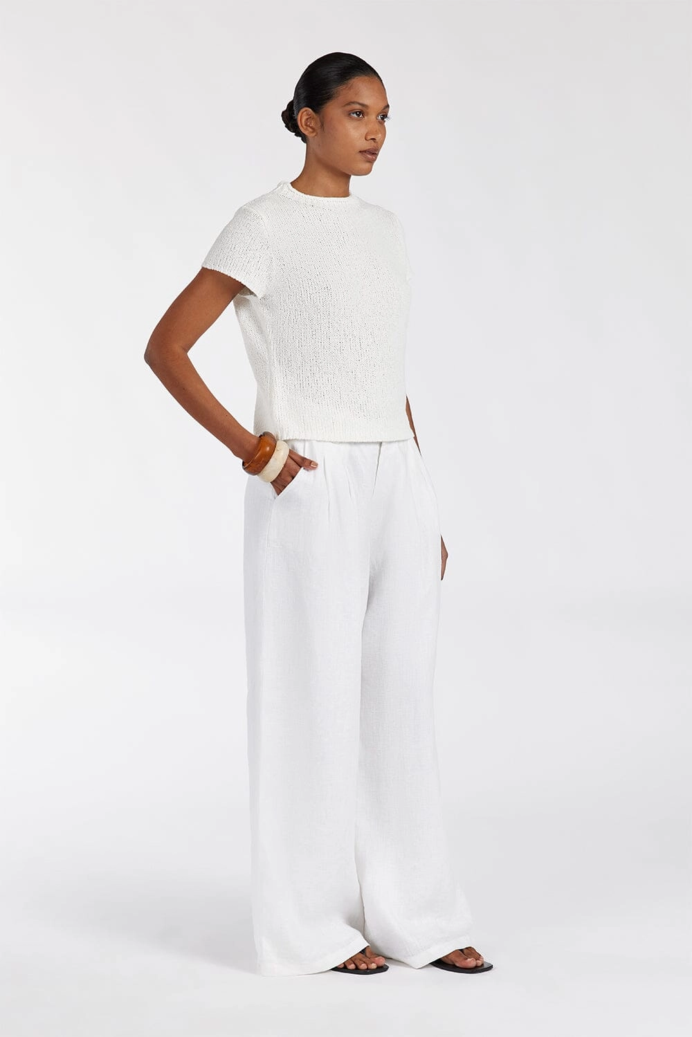 LEO OFF WHITE KNIT TOP