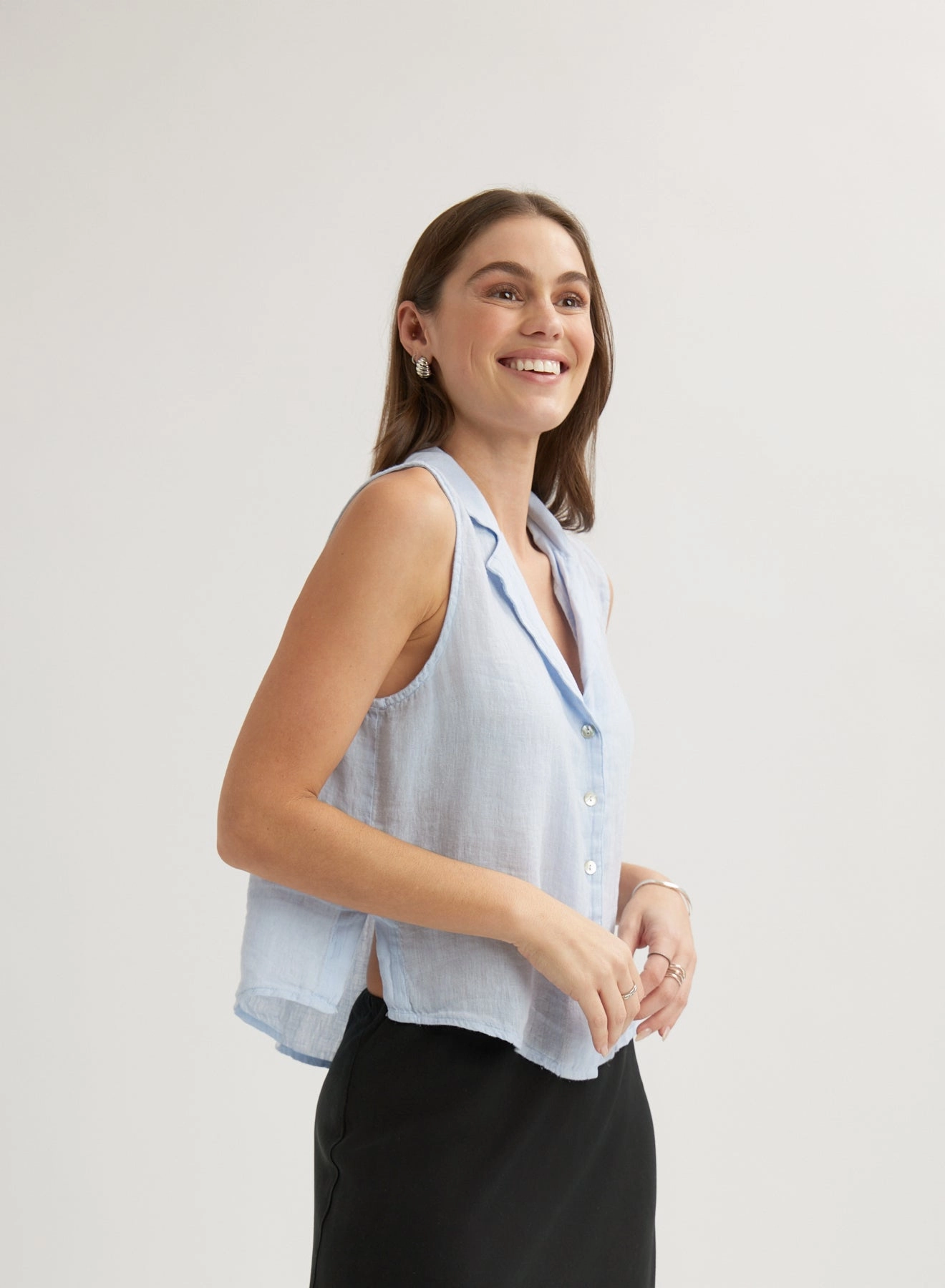 Linen Sleeveless Notch Collar Button Down - Perennial Blue
