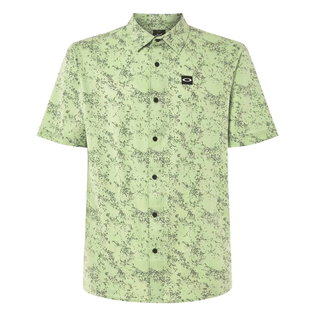 Oakley - Men's Sand Camo Woven Short Sleeve Shirt (FOA404369 9VN)