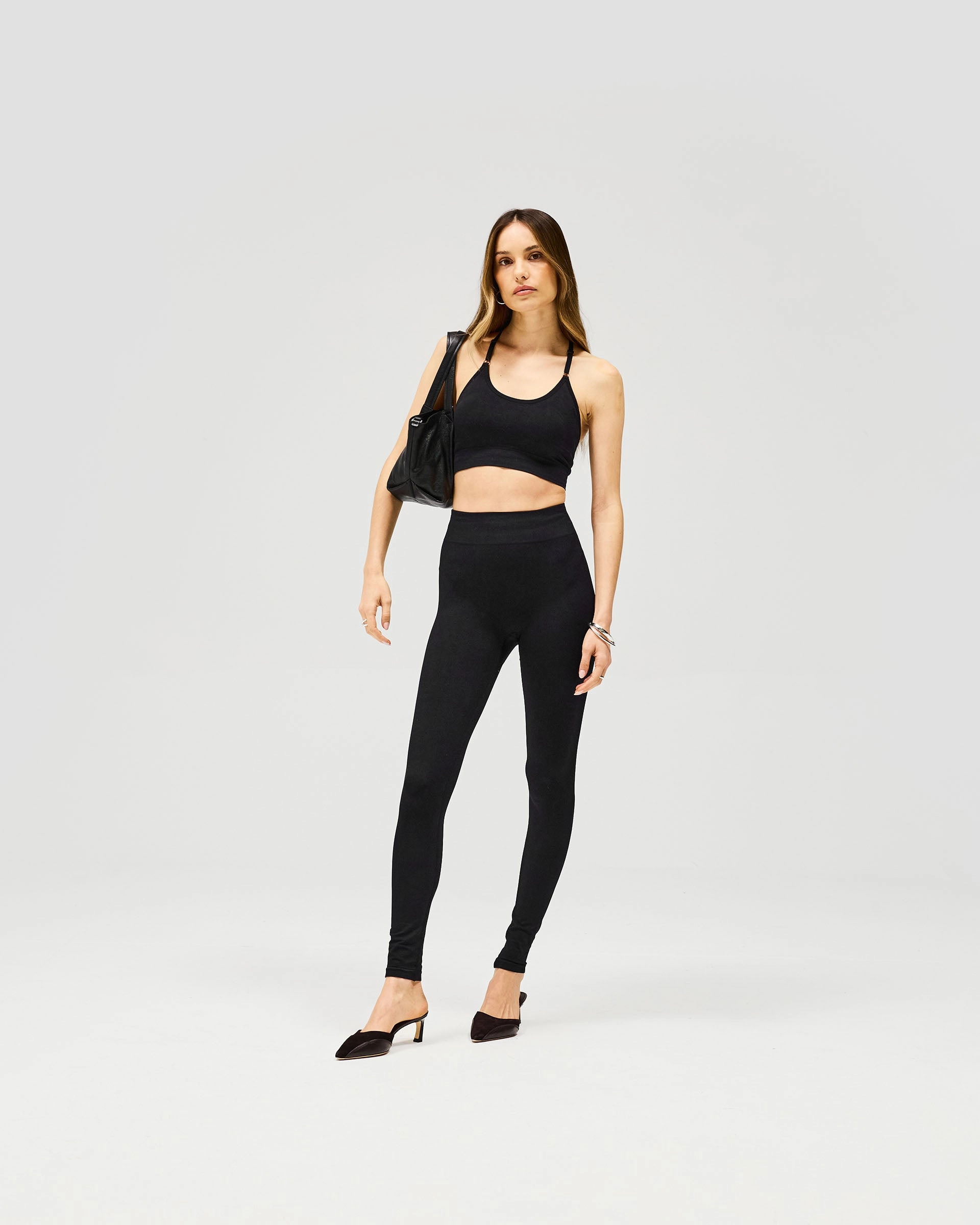 Owners Club Seamless Low Impact Bra - Jet Black