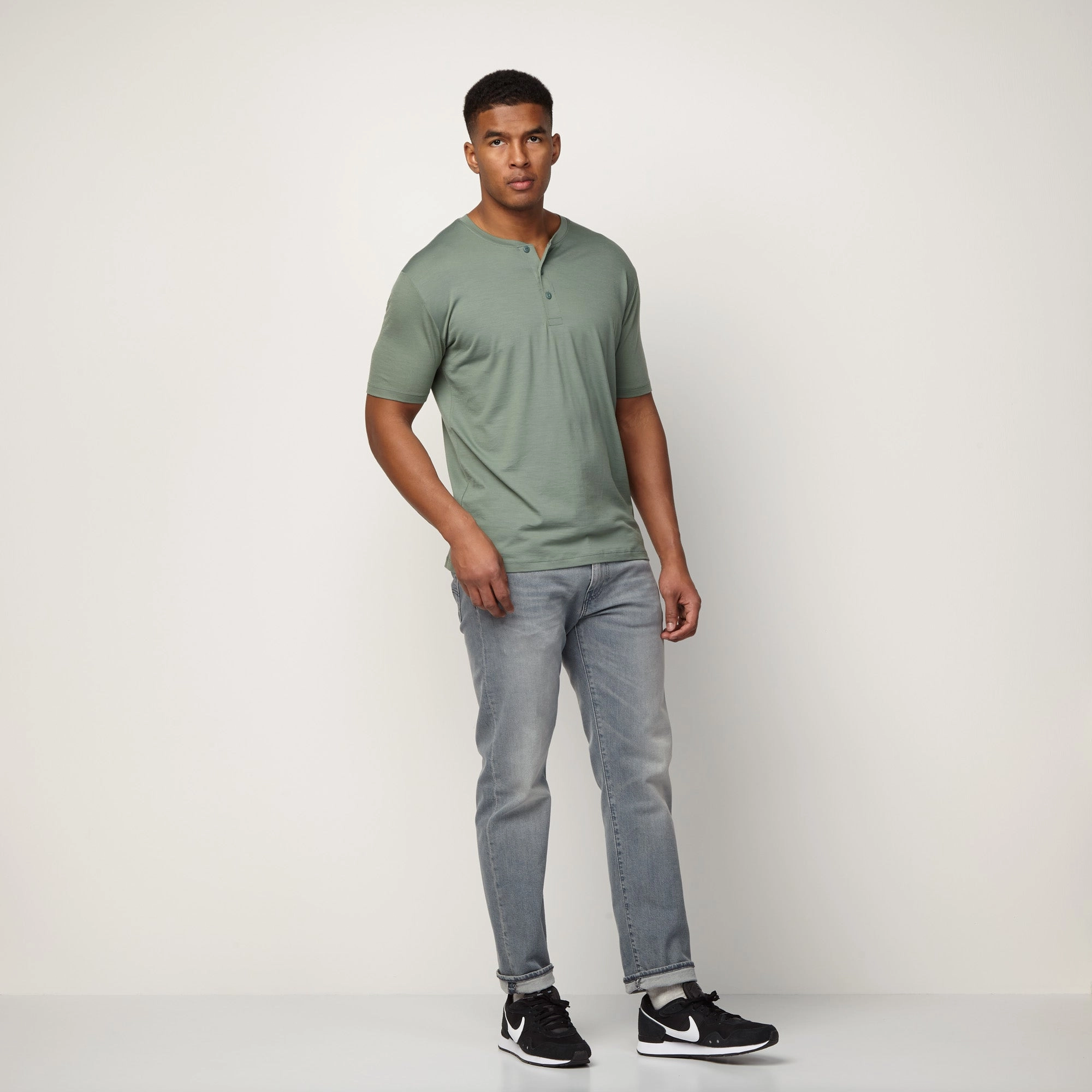 Signature Short Sleeve Henley