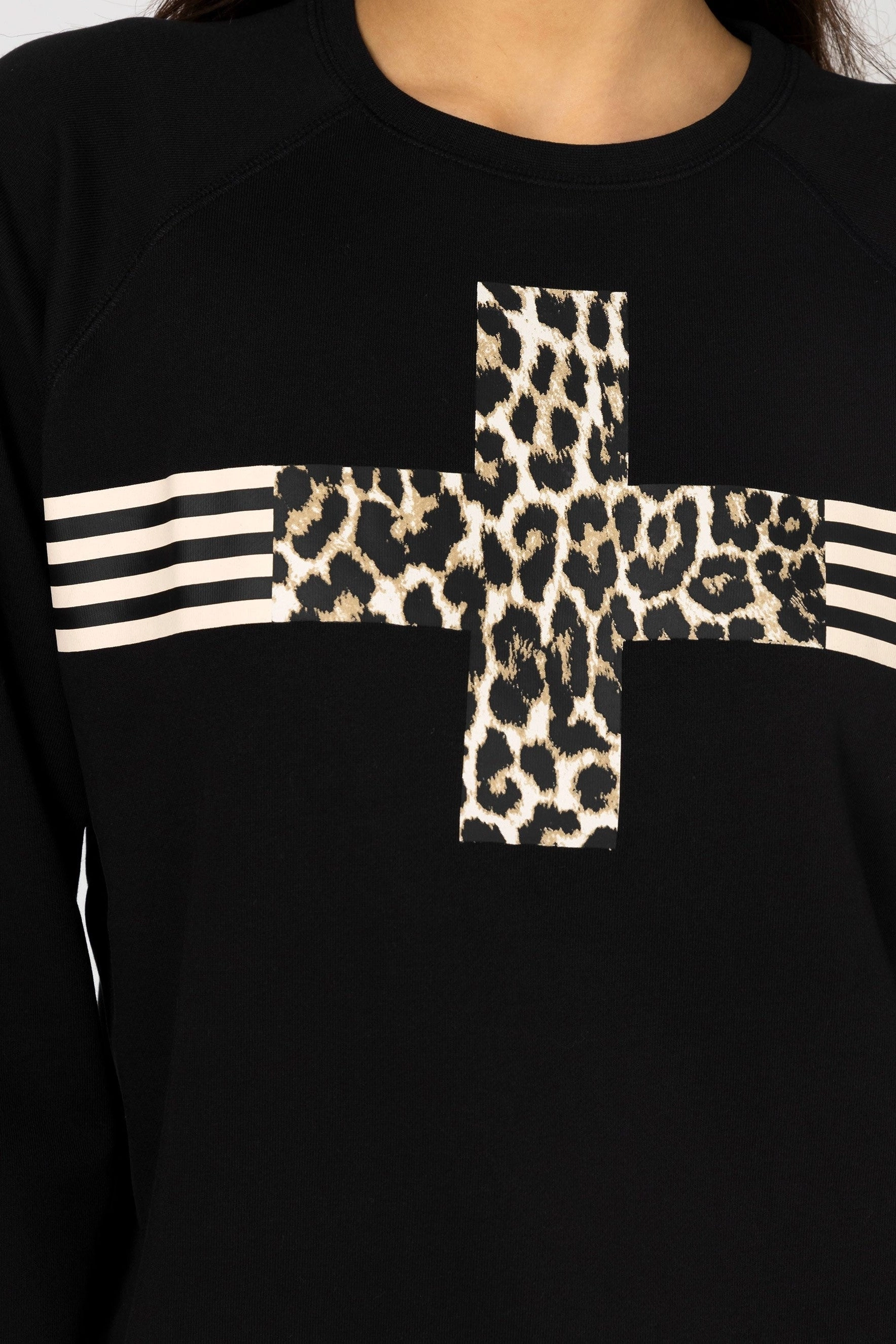Stella   Gemma Everyday Sweater Leopard Cross Black