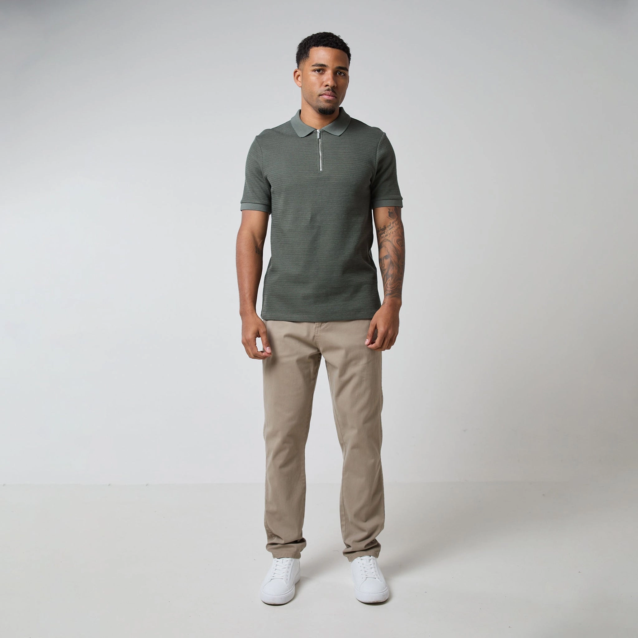 Tonal Knit Zipped Polo | Khaki