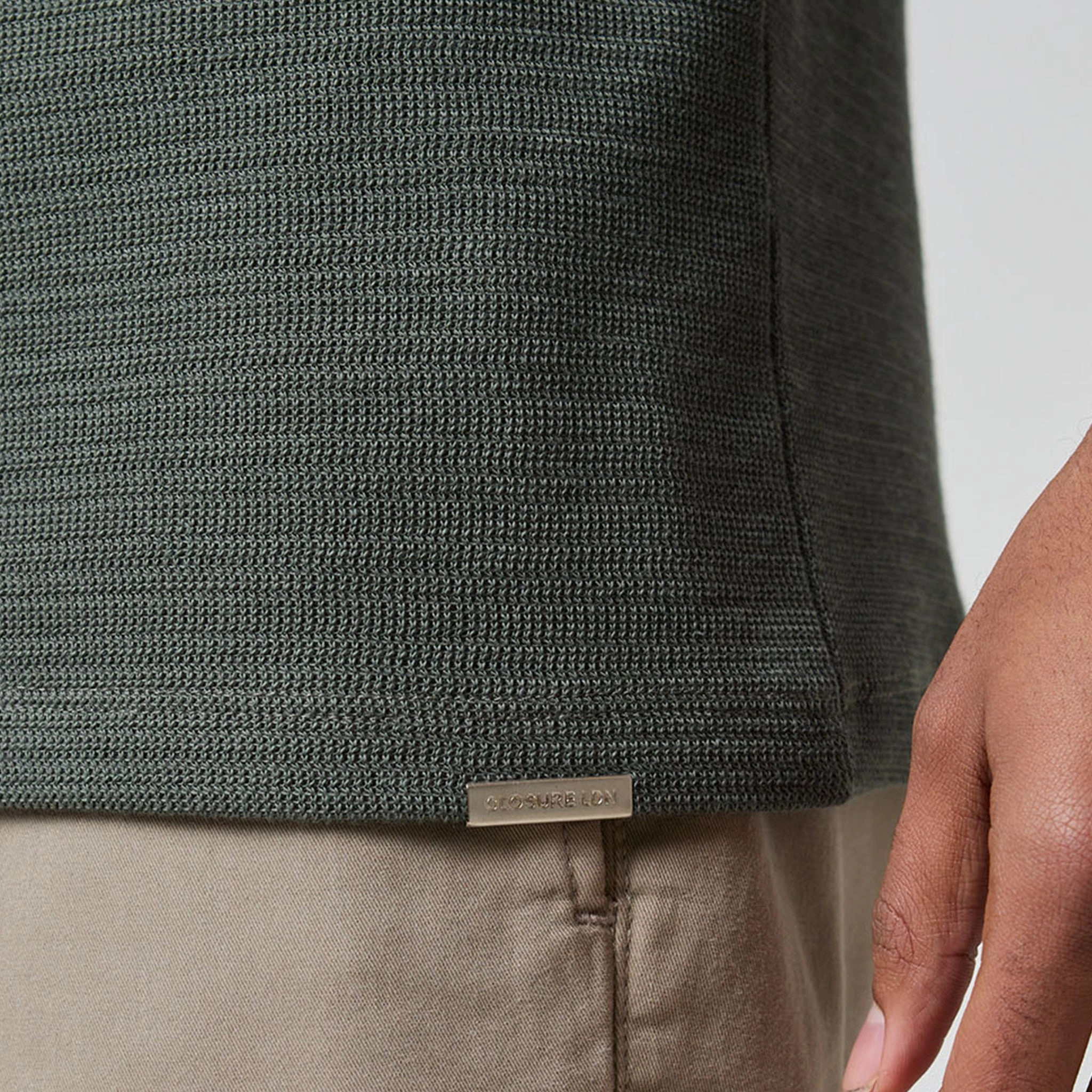 Tonal Knit Zipped Polo | Khaki
